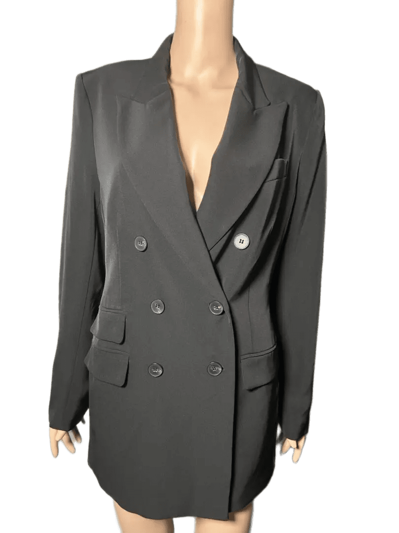 Double-breasted black blazer with classic lapels and flap pockets.